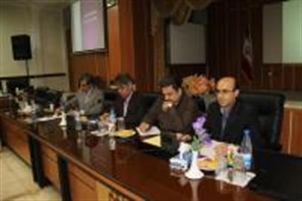 گزارش تصویری از جلسه ریاست دانشگاه  و معاونین دانشگاه  با اعضای هیئت علمی