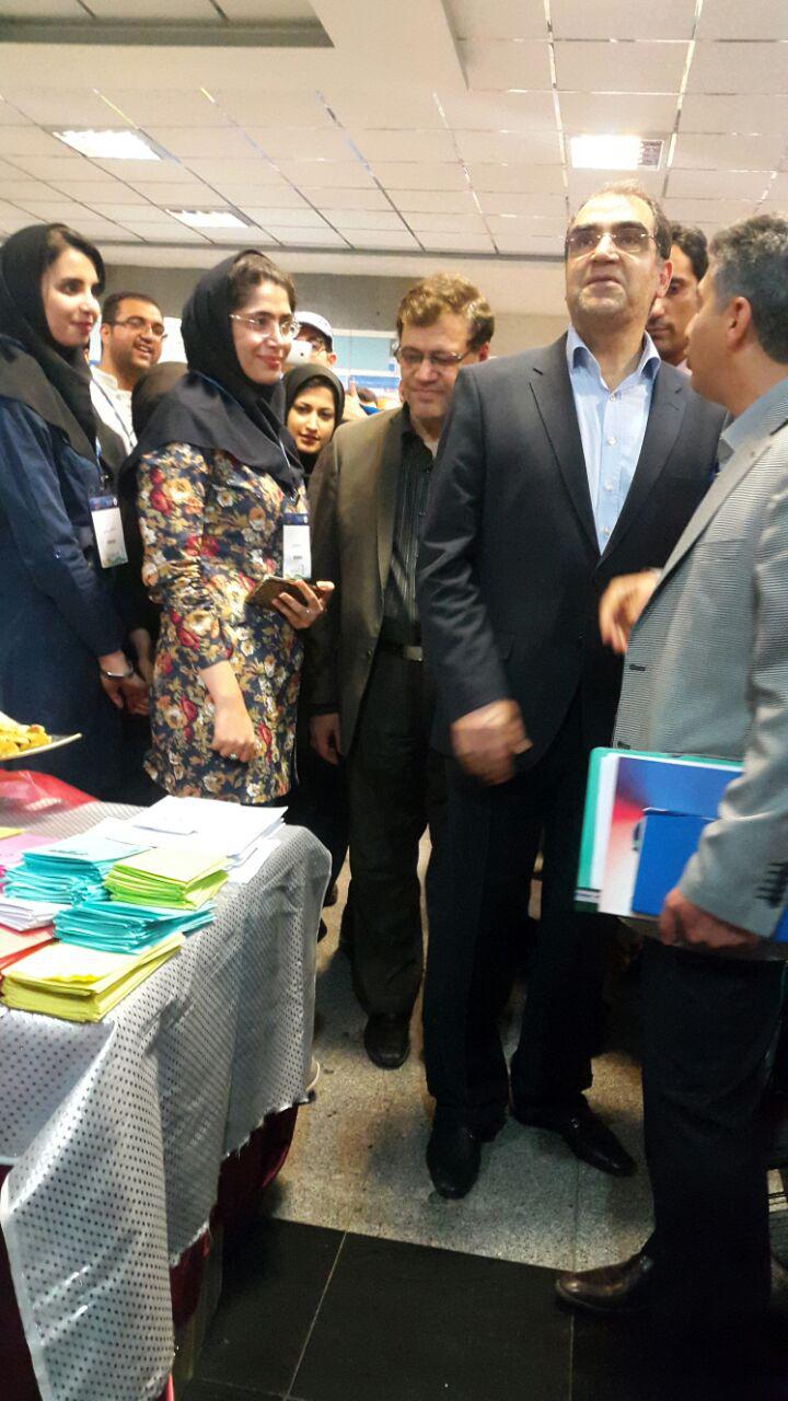 بازدید مقام عالی وزارت و معاون آموزشی از غرفه کرمانشاه در هفدهمین جشنواره شهید مطهری تهران